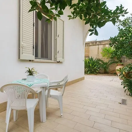 Il Giardino Di Antonella Апартаменты Эриче